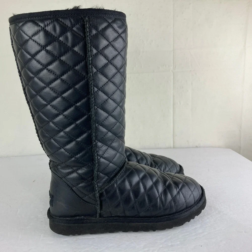UGG Quilted Leather Tall Boots Womens 8 Black Shearling Lined Winter Designer
